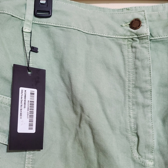 NEW Nasty Gal Utility Pocket Detail Mini Denim Skirt Sage Green Sz US 14 - Picture 2 of 4